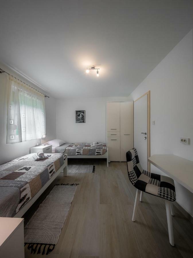 Plitvice Family Apartment Кореница Экстерьер фото